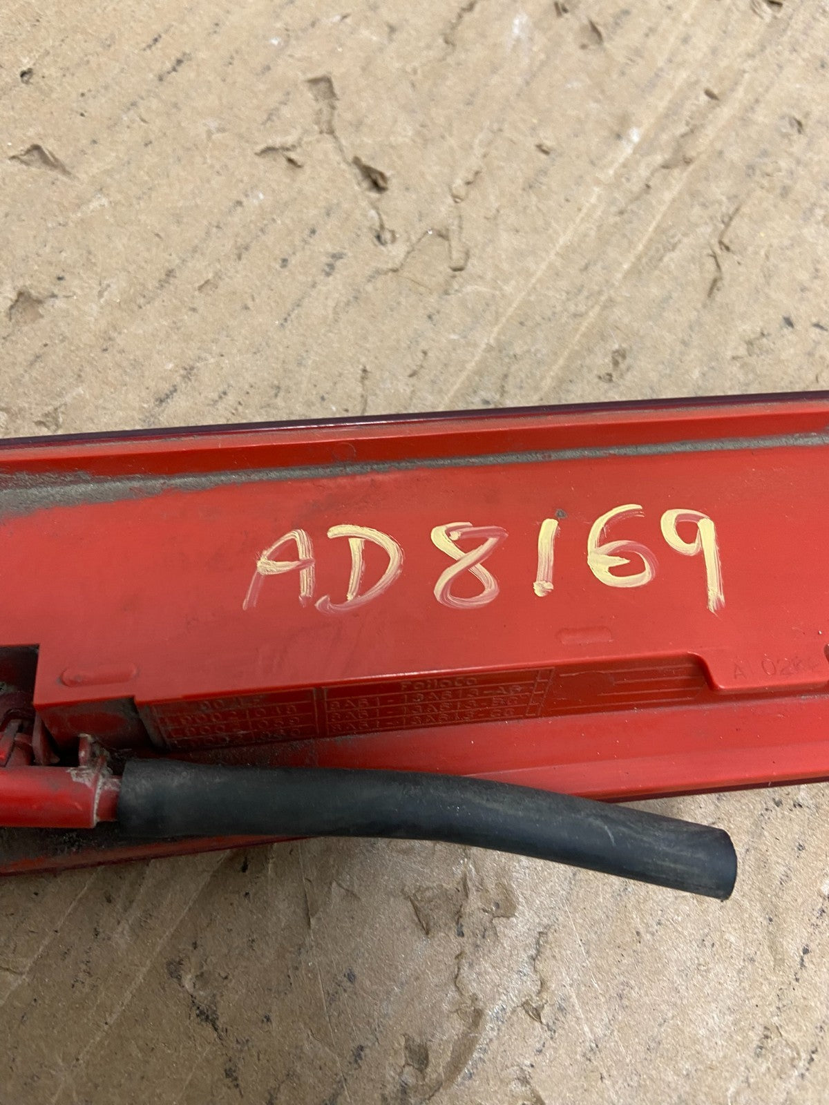 2012 to 2017 Ford Focus SE Trunk Lid Hatch 3rd Brake Light ad8169 DG6