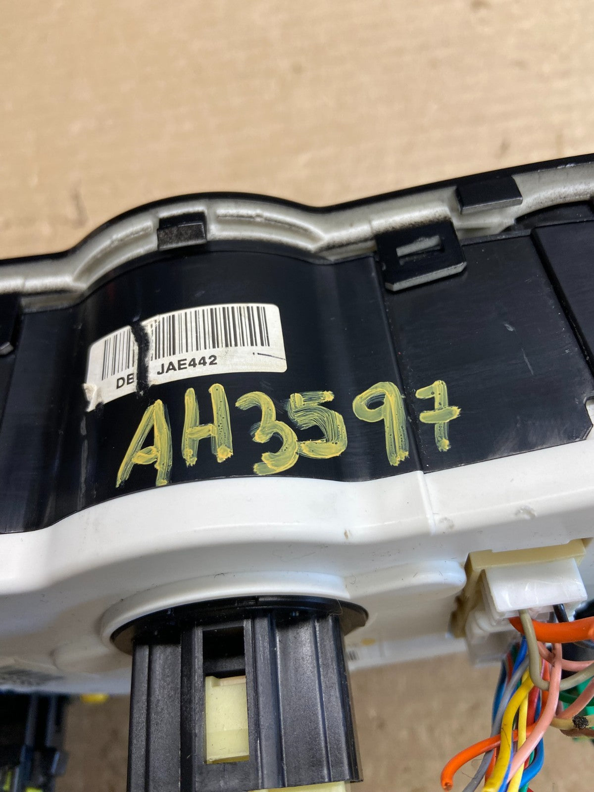 2012 - 2015 Kia Rio Veloster Climate Control Panel Trim Air Vents ah3597 DG6