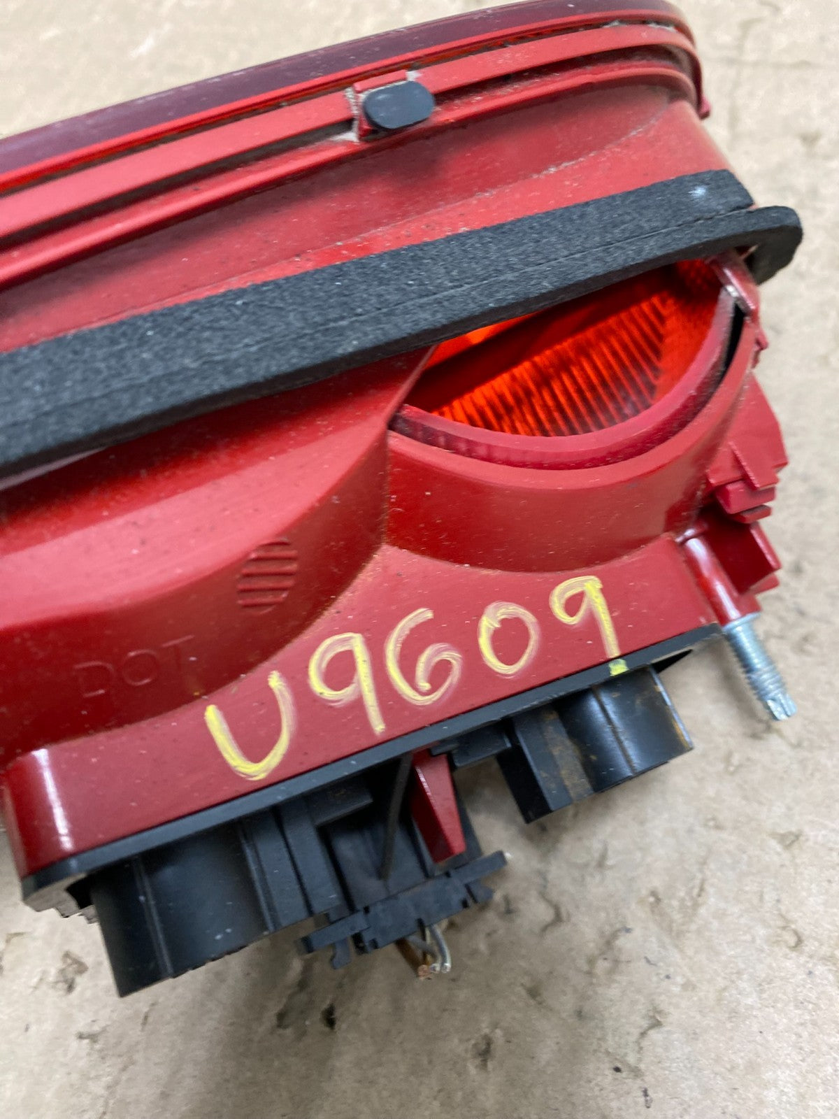 2009 2010 2011 2012 Audi A4 Sedan Right Passenger Inner Tail Light U9609 DW7