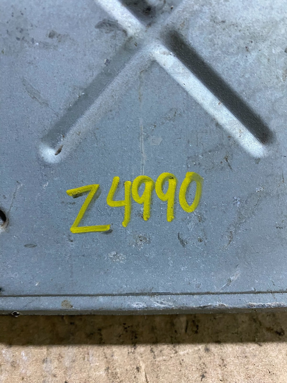 2002 Ford E-Series Van 4.2L Engine Control Module 3c2a-12a650-sb ECM Z4990 DG4