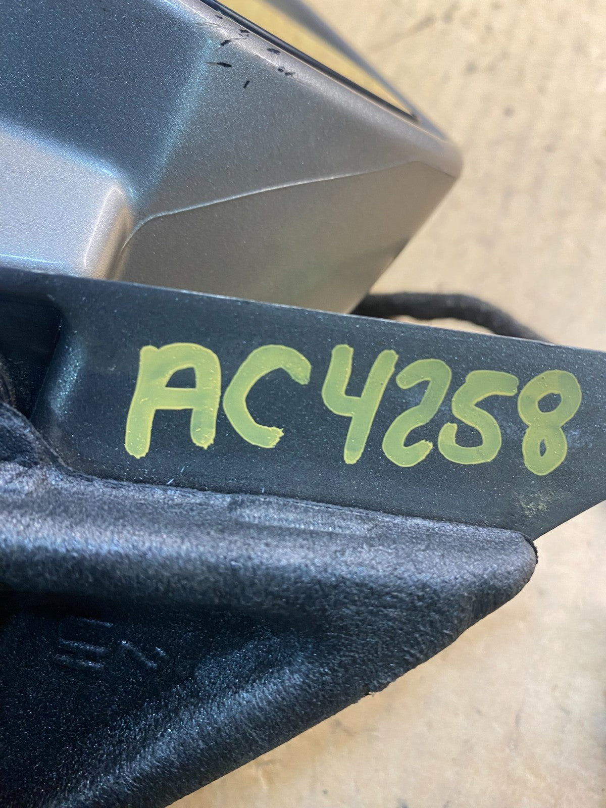 2003 to 2007 Cadillac CTS Left Driver Lh Power Door Mirror AC4258 MS12