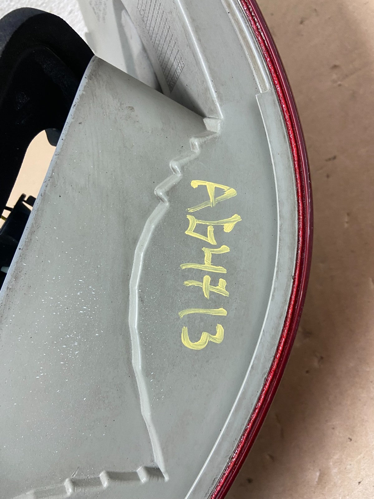 2007 - 2009 Mercedes E E320 E500 Sedan Left Driver LH Tail Light AG4713 GD8