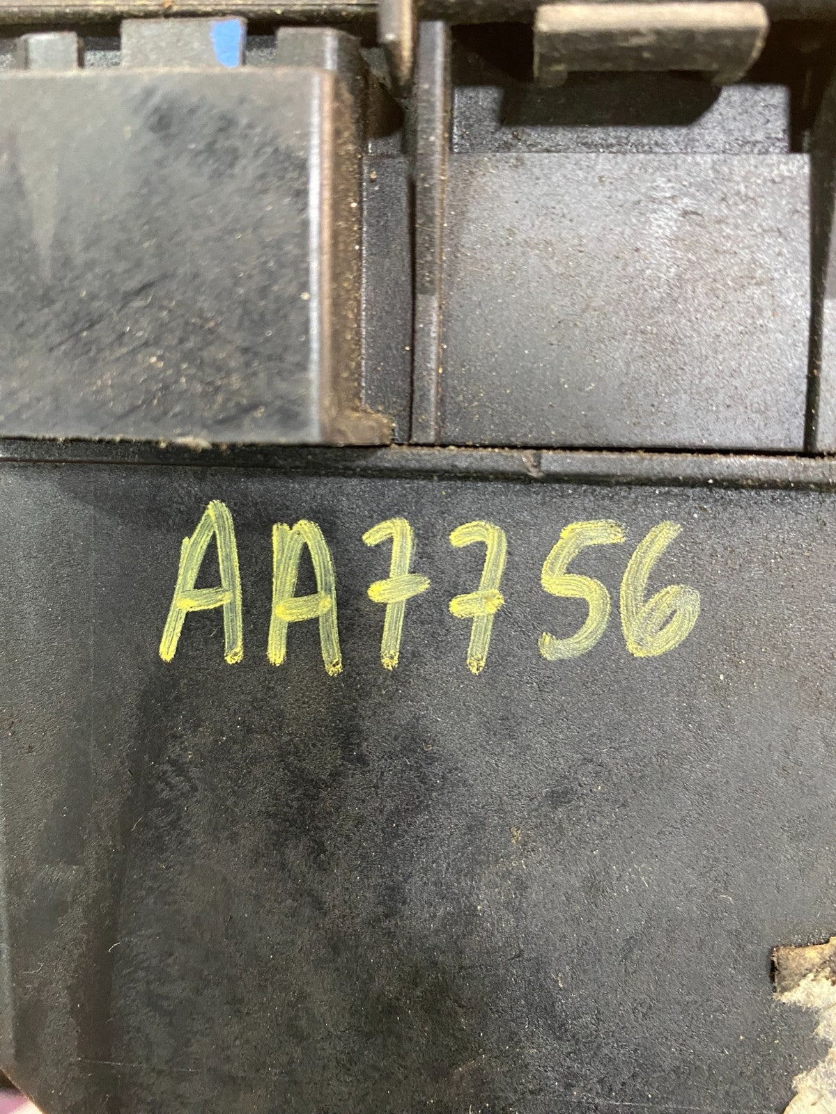 2011 2014 Dodge Durango Grand Cherokee Fusebox Fuse Box Relay Module AA7756 DG7
