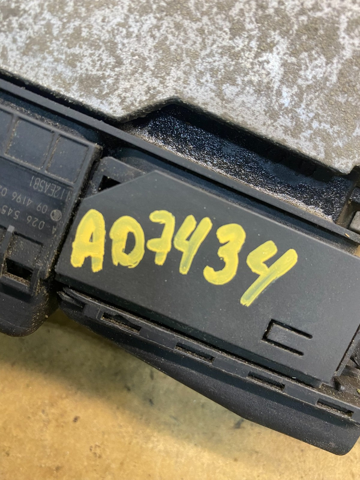 2014 to 2016 Mercedes Sprinter ECU ECM Engine Control Module Unit AD7434 DG3