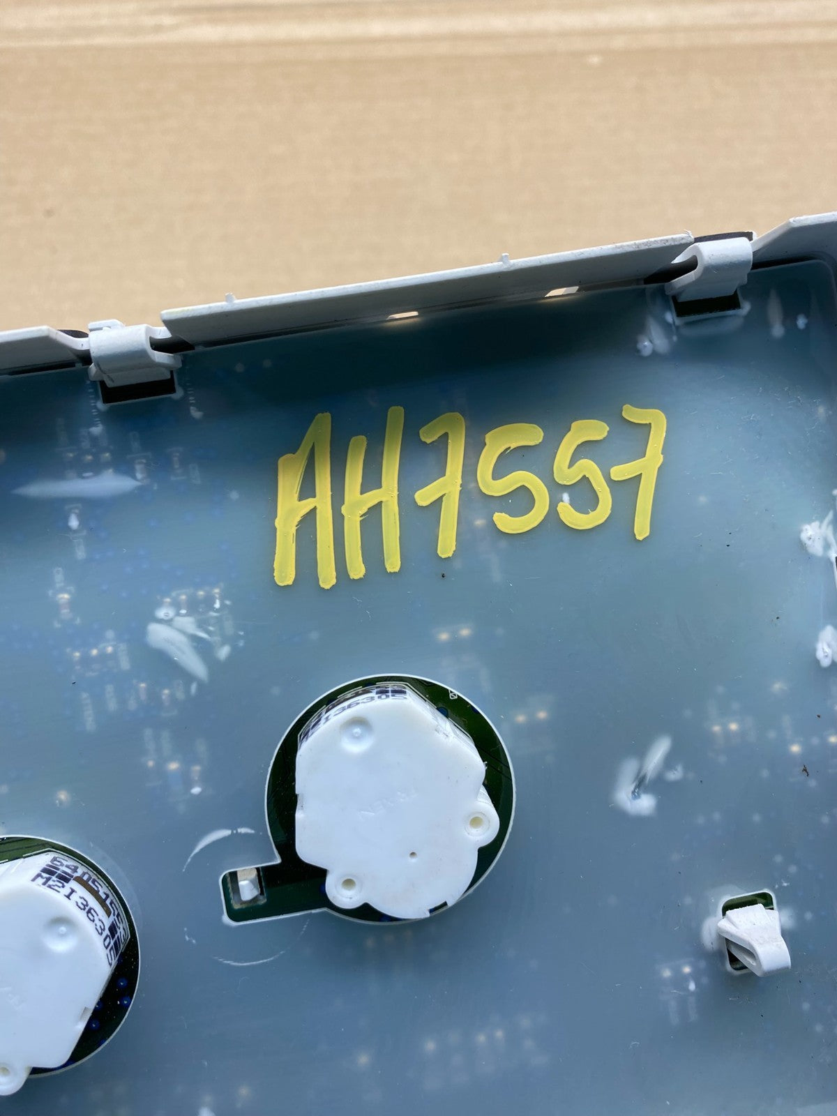 2009 to 2011 Mercury Grand Marquis Speedometer Cluster Gauge ah7557 DG6