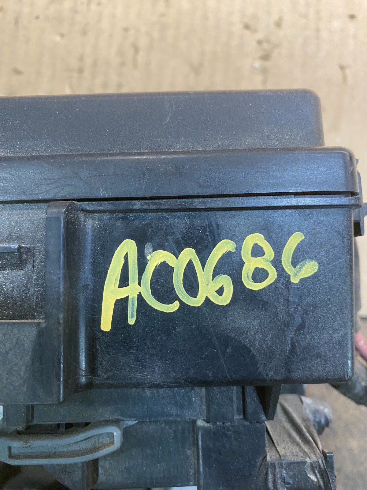 2008 Jeep Grand Cherokee Fuse Box Relay BCM Module Panel 04692165ab AC0686 DG7
