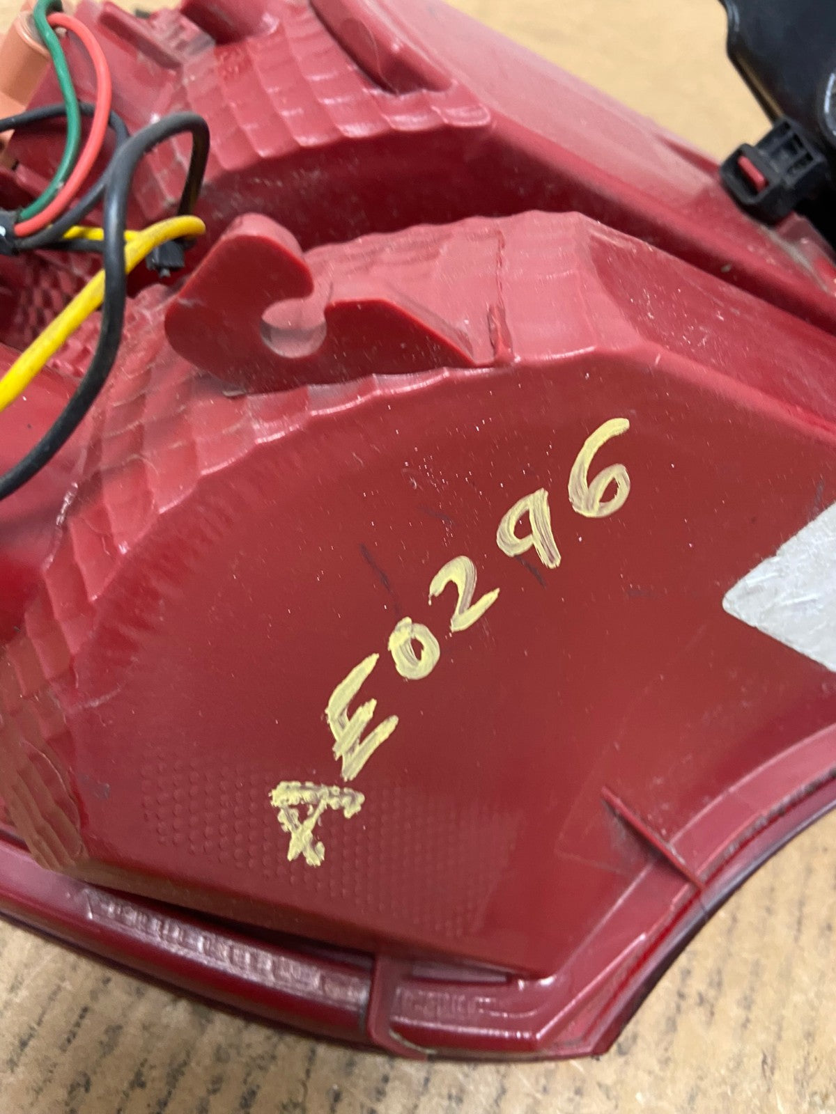 2013 -2016 Hyundai Santa Fe Rear Right Passenger Side Tail Light Lamp AE0296 LK6
