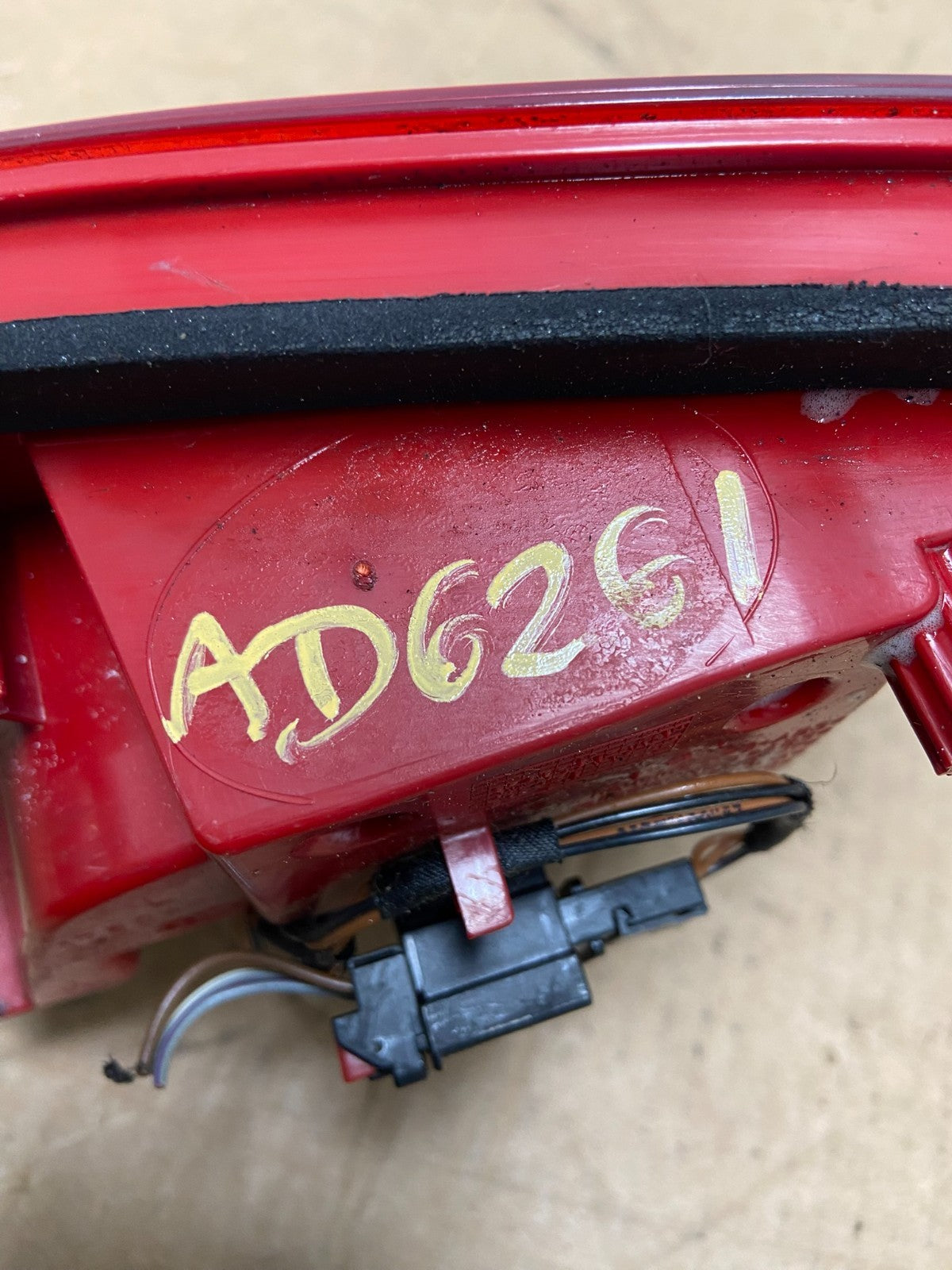 2011 to 2016 Volkswagen Eos Left Driver LH Inner Tail Light ad6261 DG6