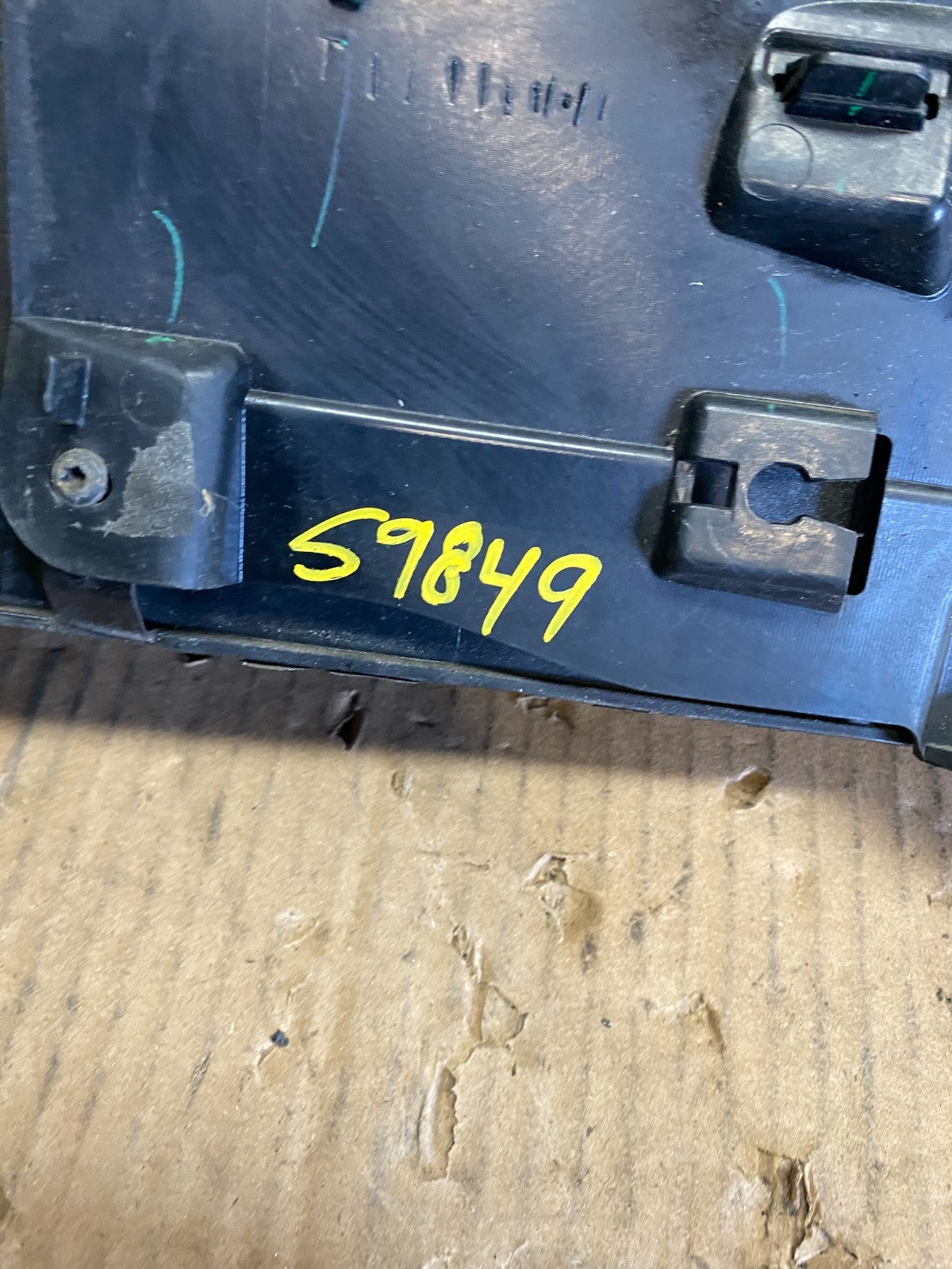 2011-2018 Dodge Grand Caravan Rear Tail Gate Trim Molding Panel OEM S9849 DG19