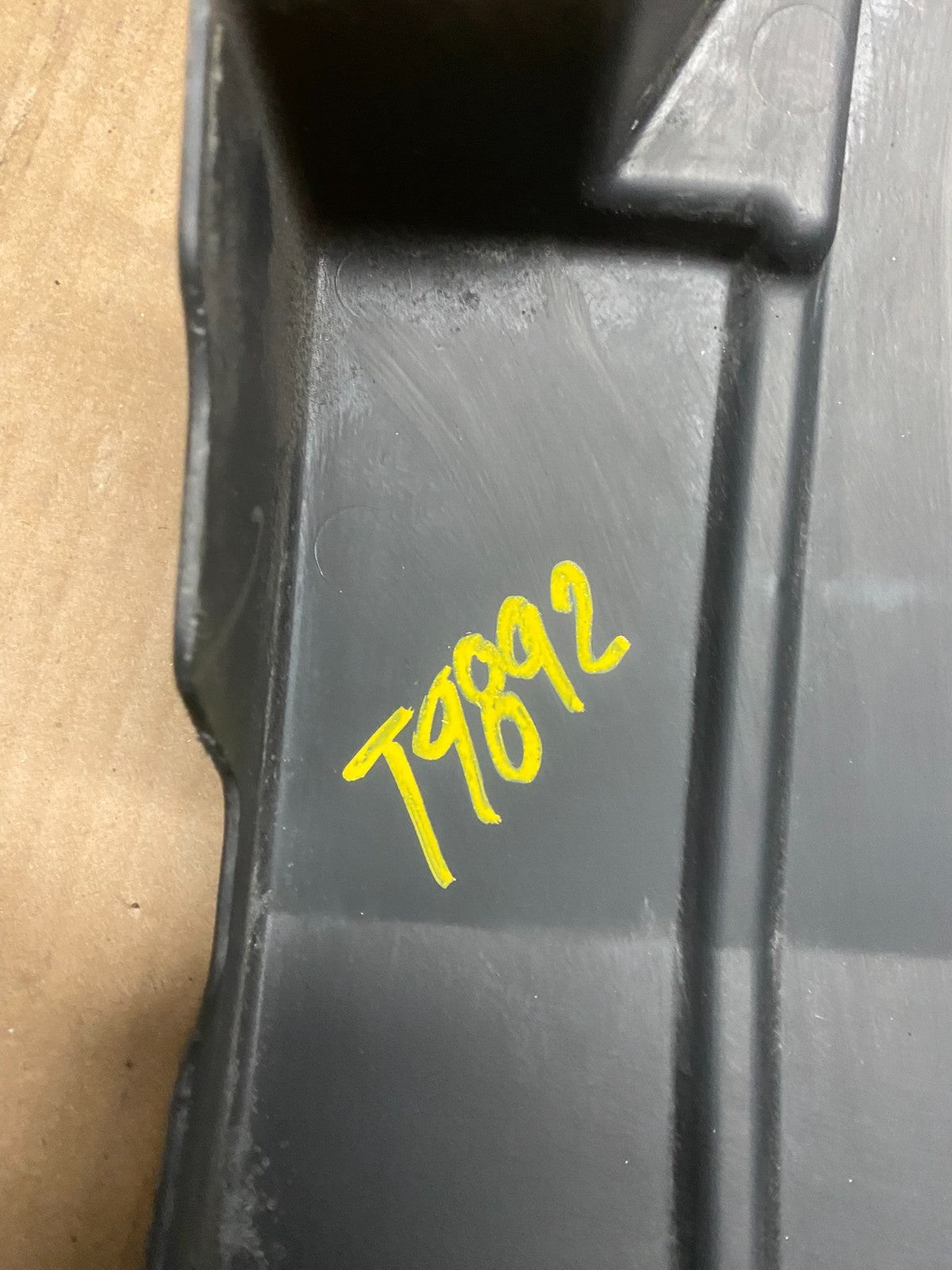 2005 to 2007 Honda Odyssey Black Engine Cover OEM T9892 DG9