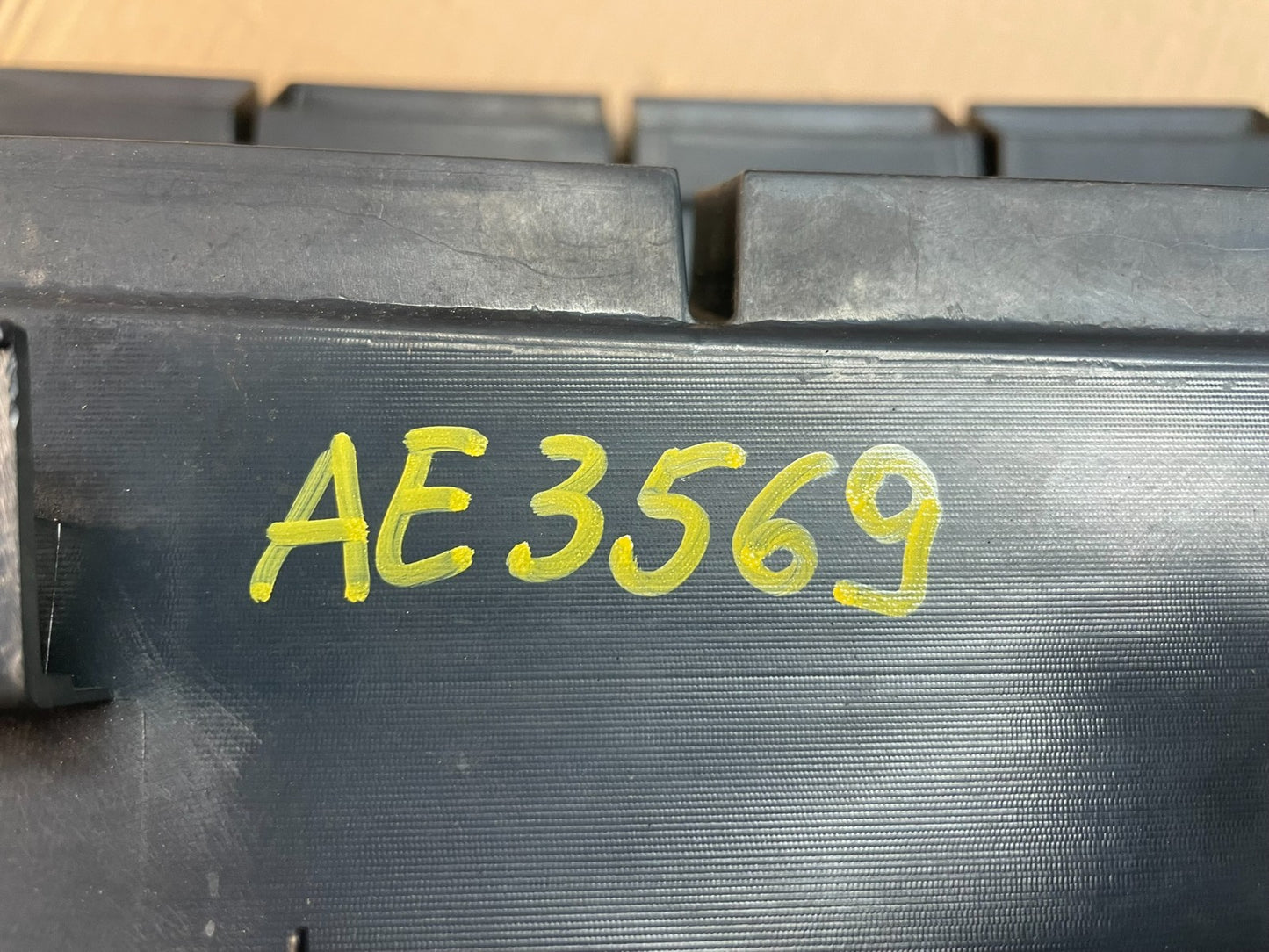 2006 to 2008 Honda Pilot Front Upper Grill Grille AE3569 DG7