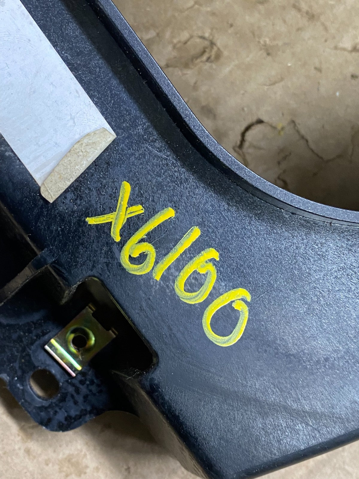 2003 to 2006 Volvo XC90 Center AM/FM Radio Panel Bezel X6100 DG7