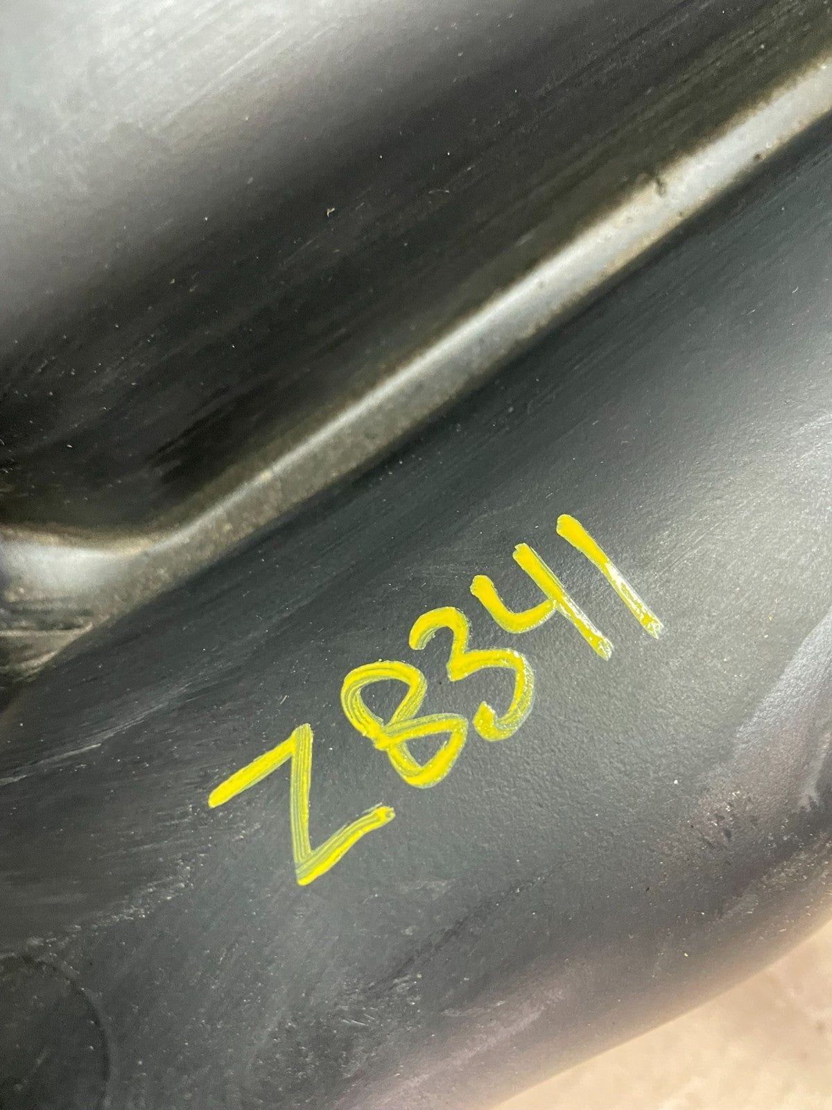 2011 - 2013 Dodge Durango 3.6L Resonator Air Box Intake Tube OEM z8341 DG8