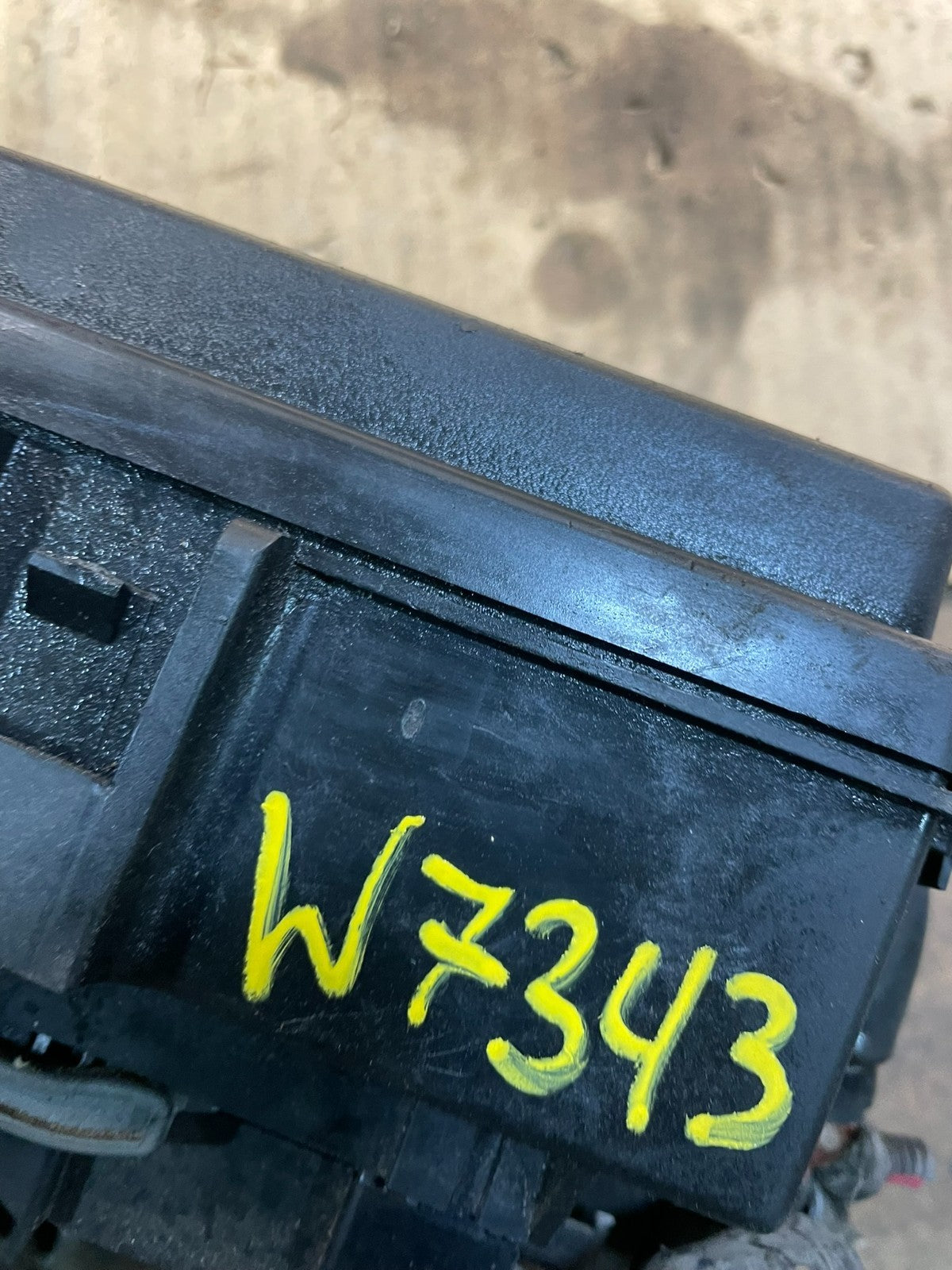 2007 Jeep Grand Cherokee Fuse Box BCM Body Control Module W7343 DG8