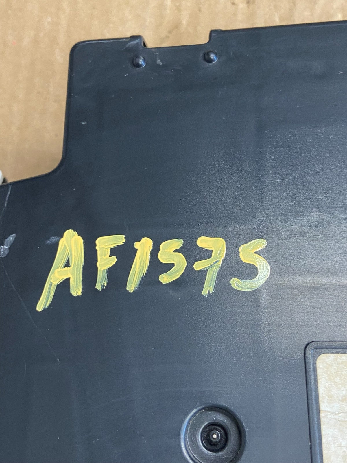 2007 to 2013 Chevrolet Silverado Suburban Cluster Gauge Speedometer AF1575 DG7