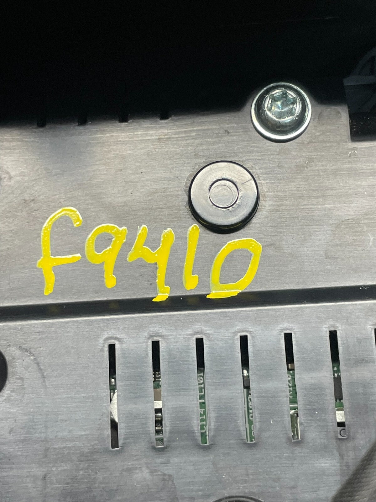 2020 to 2023 Ford Explorer Console Radio Display Screen Air Vent F9410 DG17