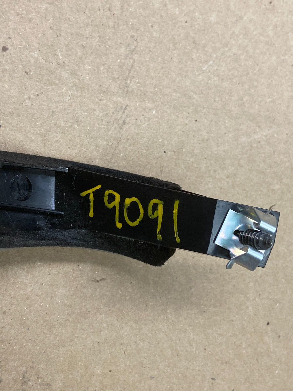 2009-2010 Nissan Murano Dash Trim Panel With Hazard Buttom Switch OEM t9091 DG6