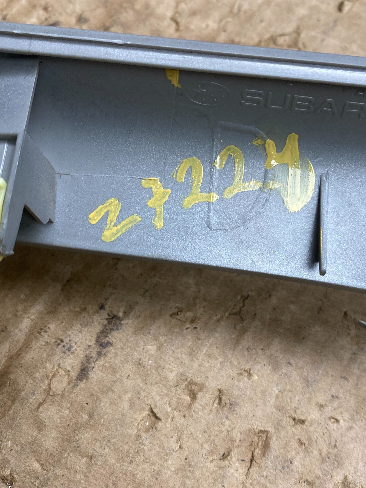 2005 2009 Subaru Legacy Outback Front Left Dash Radio Bezel Trim Z7224 DG5