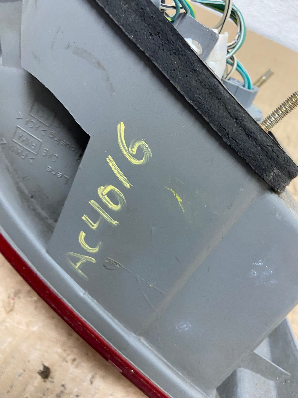 1998 1999 2000 Toyota Corolla Right Passenger Side Tail light OEM AC4016 LK6
