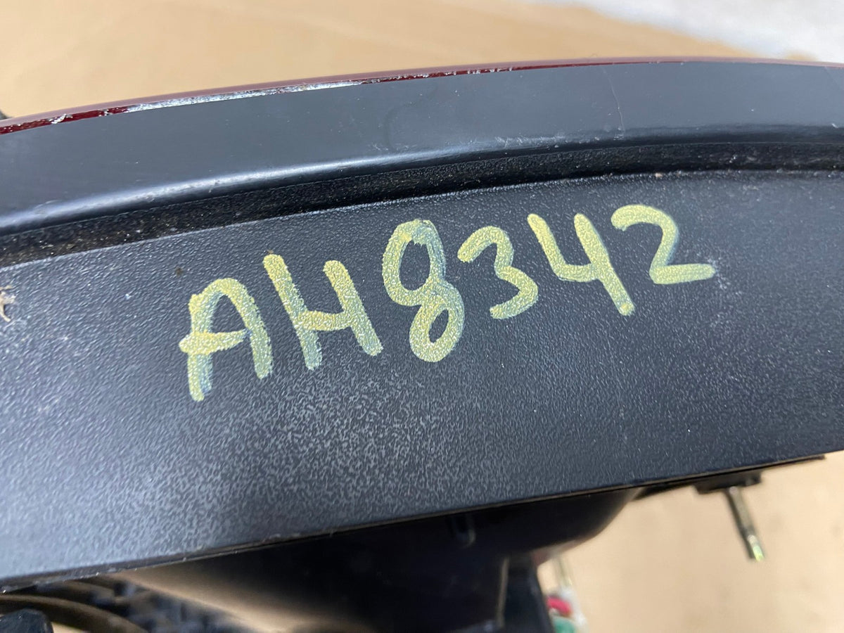 1990 - 1994 Lexus LS400 Right Passenger Tail Light 81590-50010 AH8342 LK6