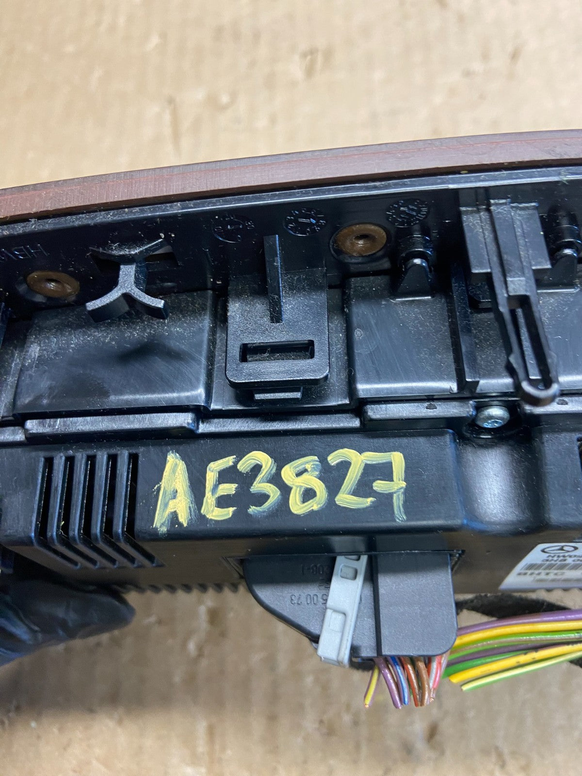 2010-2013 Mercedes W212 E350 E500 A/C Climate Control Panel AE3827 DG5