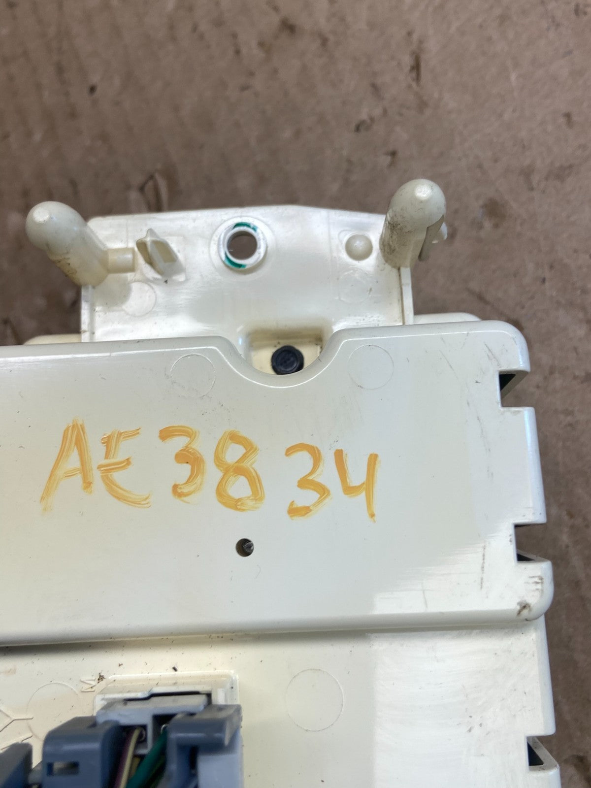 2003 to 2006 Chevrolet Silverado HVAC Heater Climate Control Module AE3834 DG5