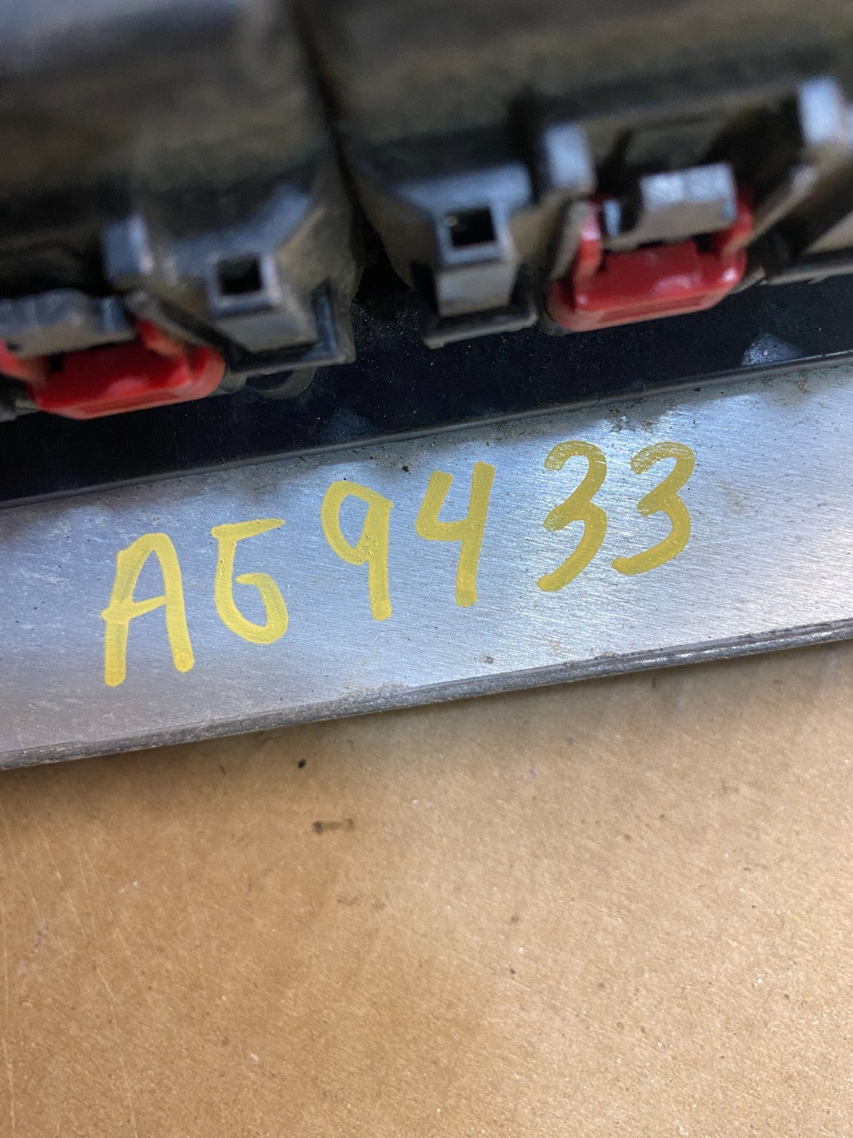2012 Jeep Liberty 3.7L Engine Control Unit ECU ECM P68103707AD AG9433 DW3