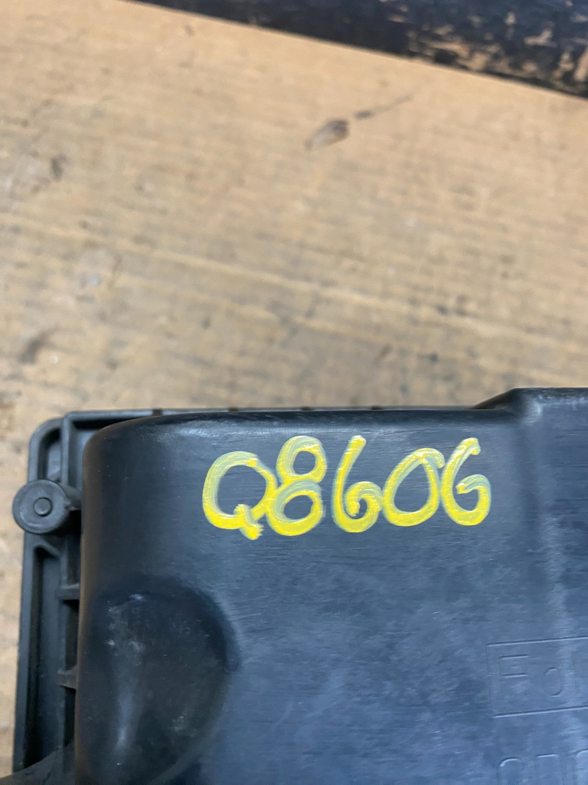 2013 to 2020 Ford Fusion Engine Motor Cover Shield Black q8606 DG9