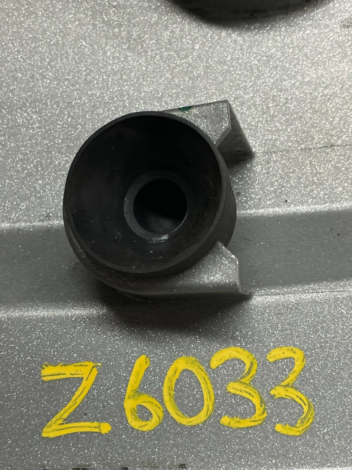 2005 to 2008 Ford Escape Hybrid Engine Motor Cover Oem Z6033 DG7