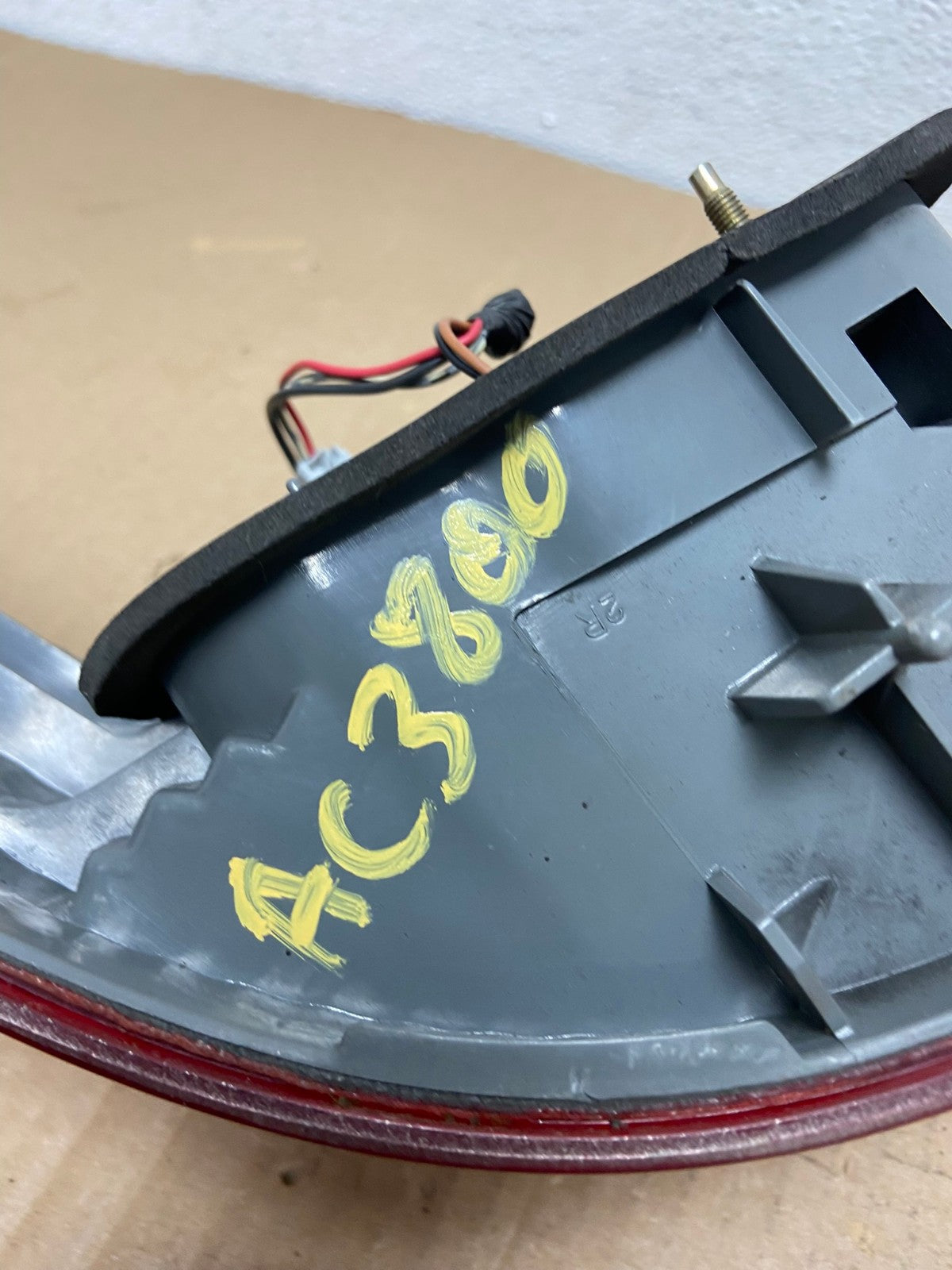 2005 Honda Accord Right Passenger Rh Side Tail Light Oem AC3800 LK7