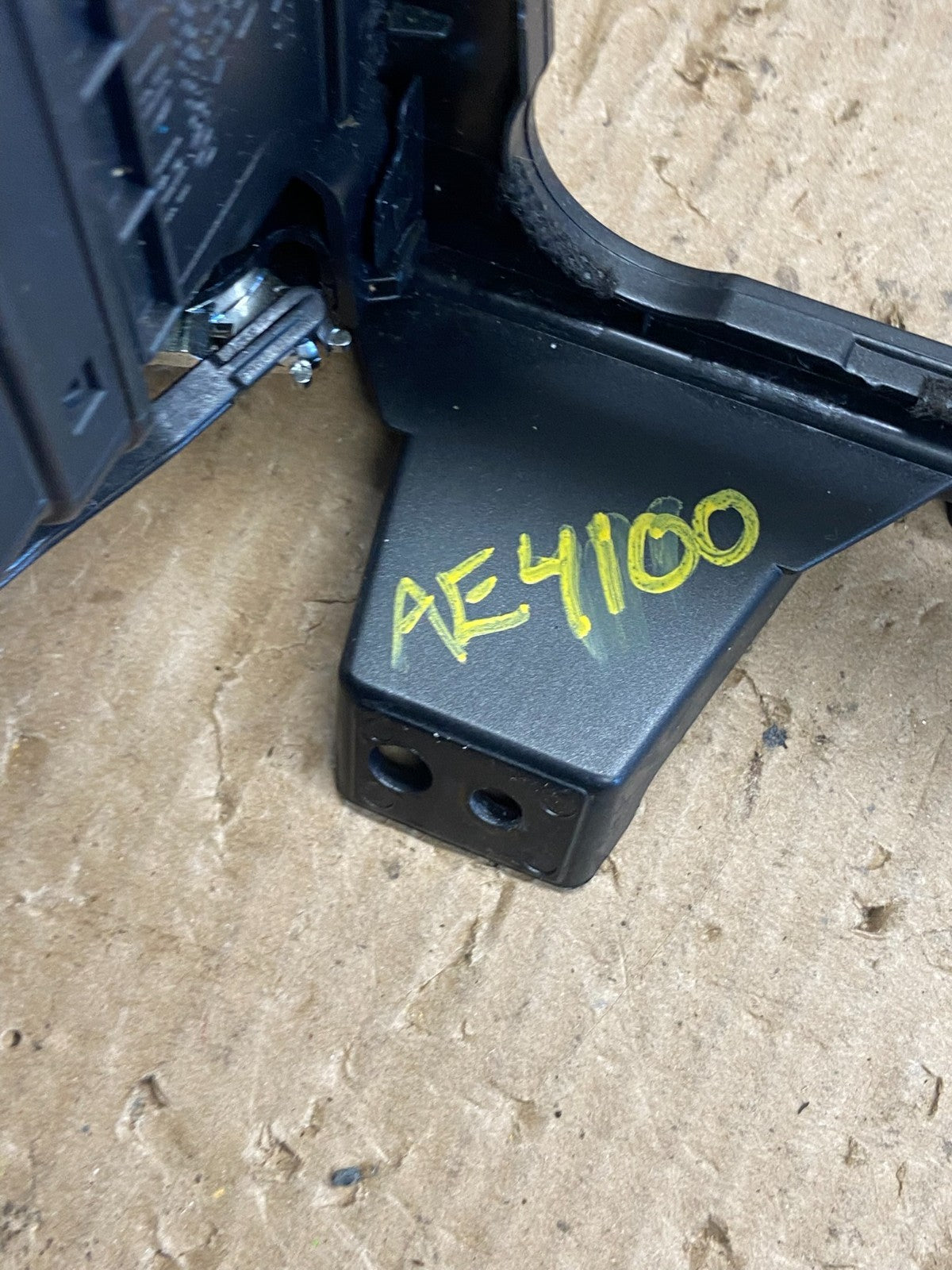 2011 2012 2013 Kia Optima Front Dash Radio Bezel Trim Air Vent AE4100 DG6