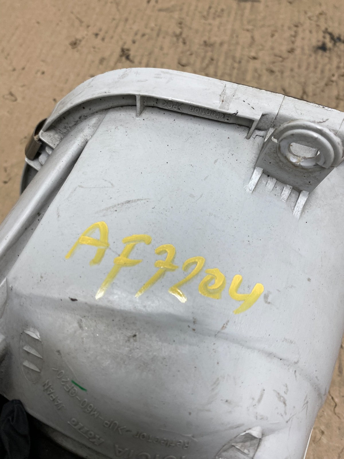 1994 to 1999 Toyota Celica Right Passenger Side Front Outer Headlight AF72077
