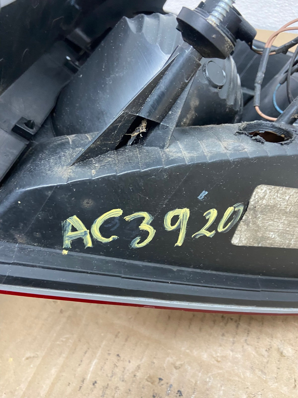 2009-2010 Dodge Charger Left Driver LH Side Tail Light Oem AC3920 LK5