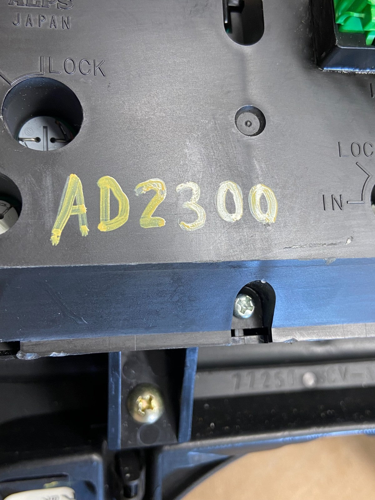 2003 to 2008 Honda Element Radio Climate Control Shifter Bezel AD2300 DG5