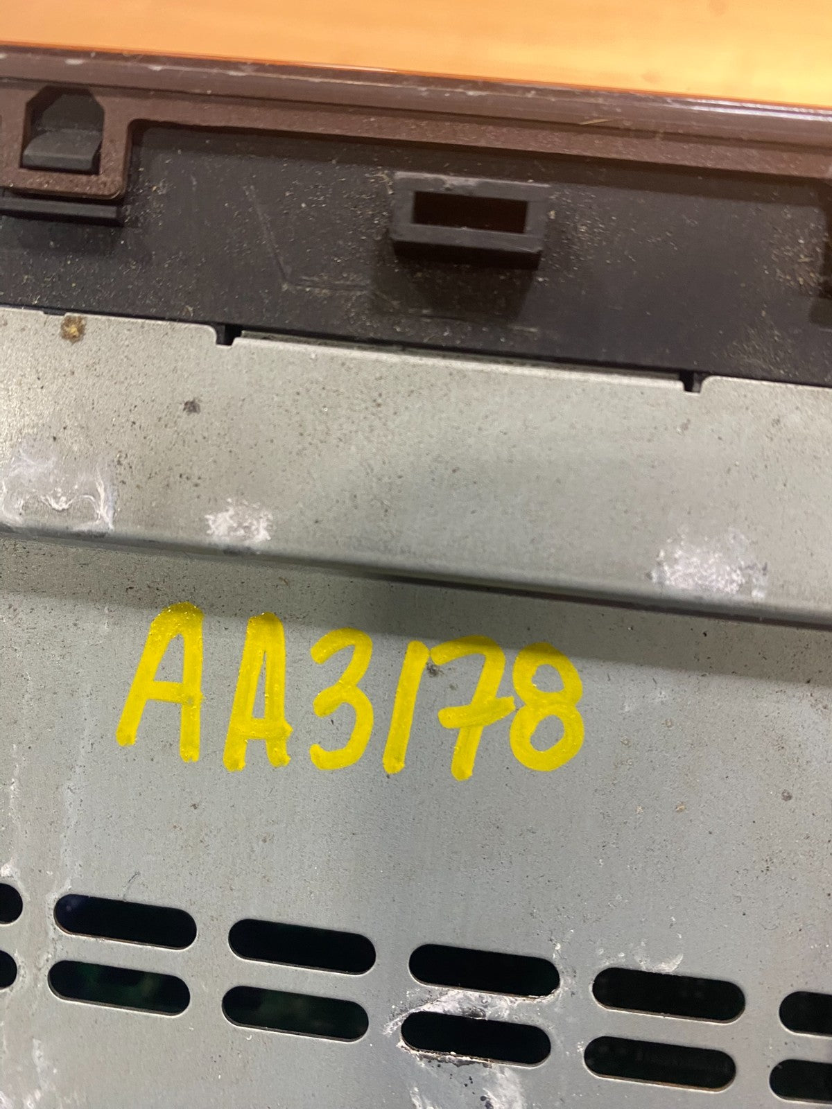 2000 2001 Lexus Es300 Radio Receiver Tape Climate Control A/C OEM aa3178 DG8