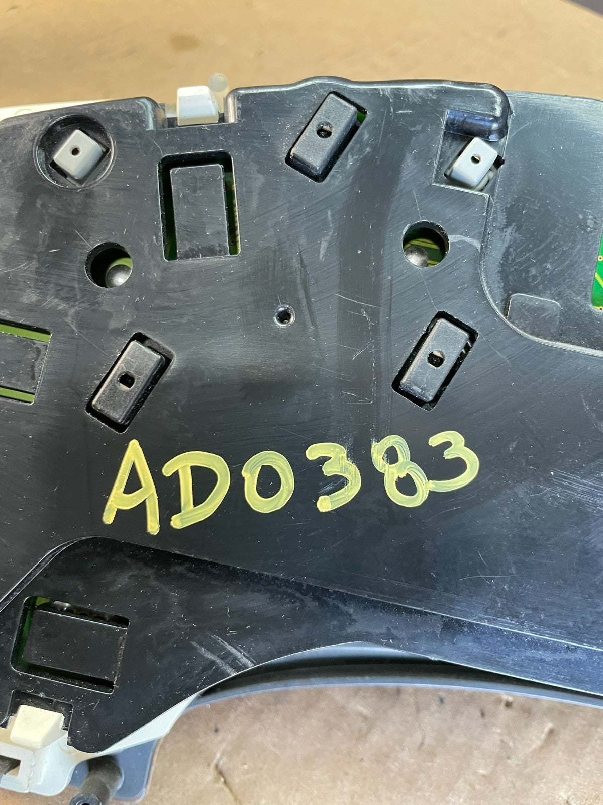 2001 to 2002 Chevrolet Express Speedometer Cluster Gauge AD0383 DG8
