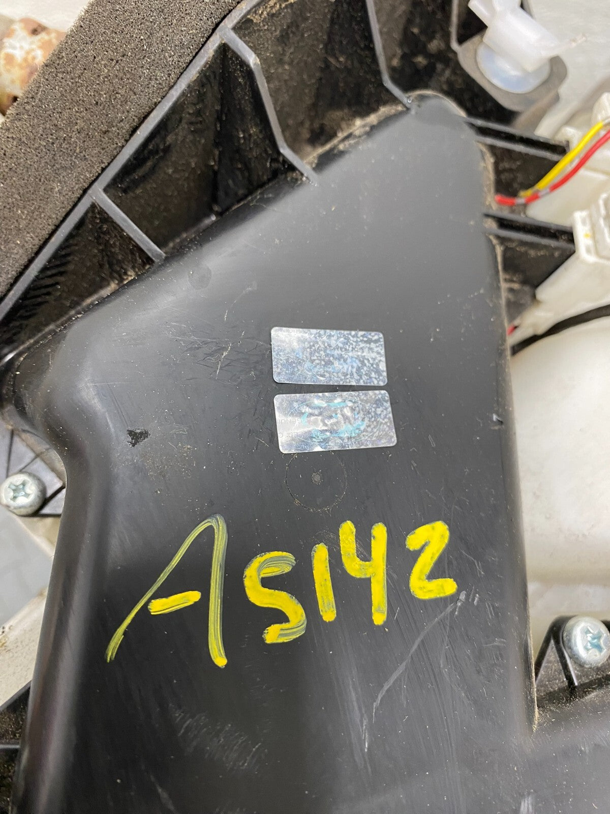 2014 to 2017 Nissan Quest Rear AC & Heater Assembly Blower OEM A51426