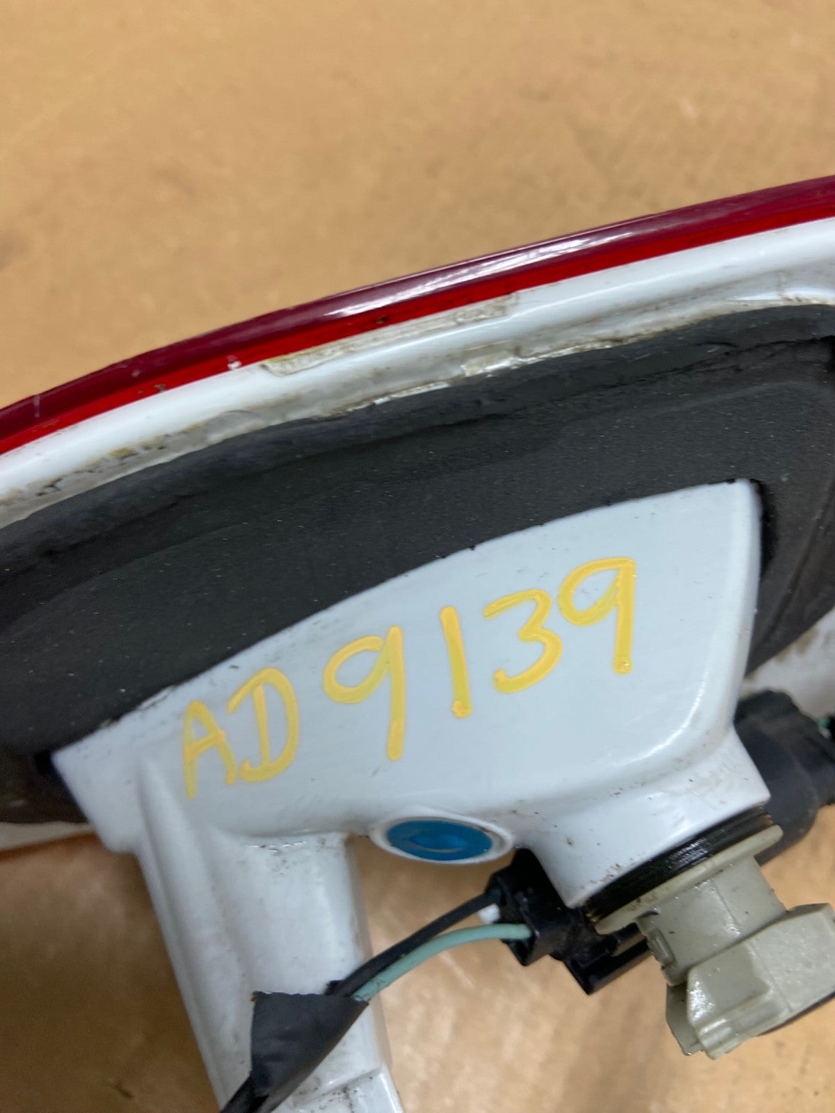2013 to 2016 Ford Escape Right Passenger RH Side Inner Tail Light AD9139 LK6