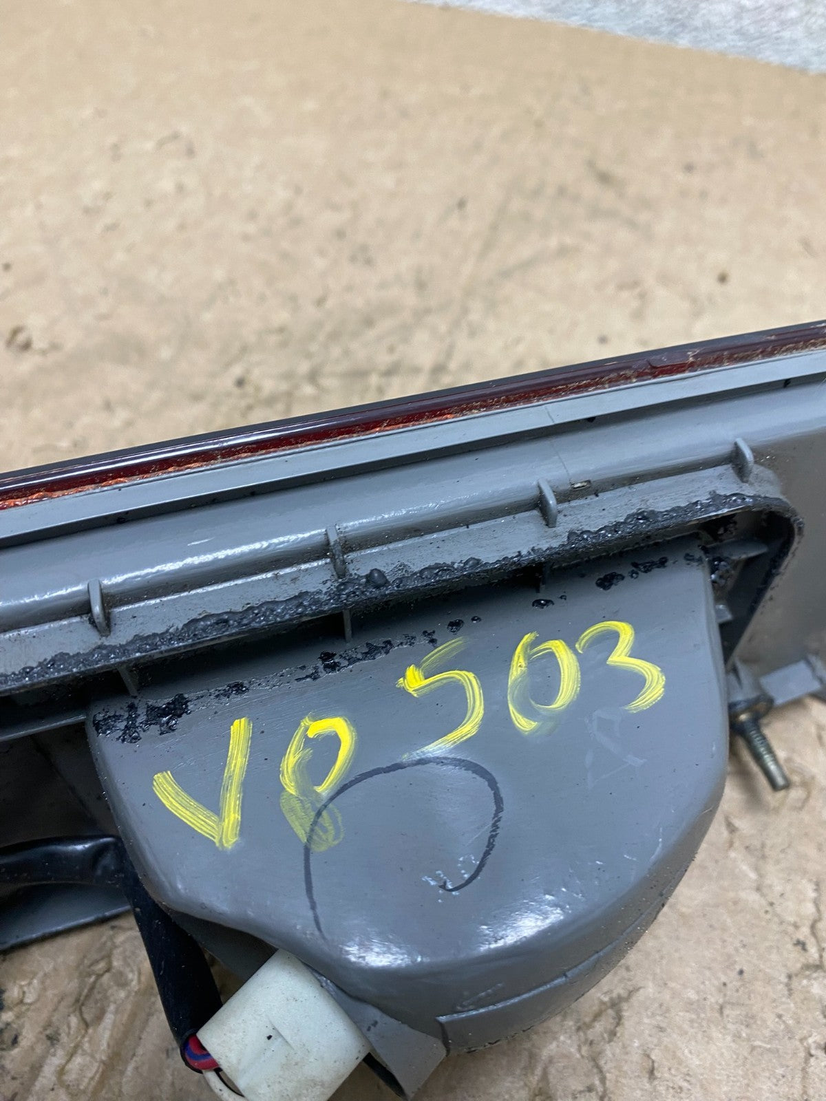 1997 1998 1999 Toyota Camry Tail Light Inner Left Driver LH Inner Oem V0503 DW6