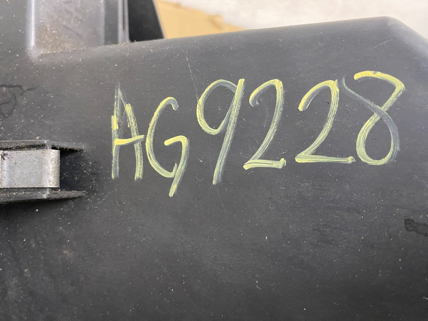 2007-2012 Gmc Acadia Halogen Headlight Right Passenger Side AG9228 DW13