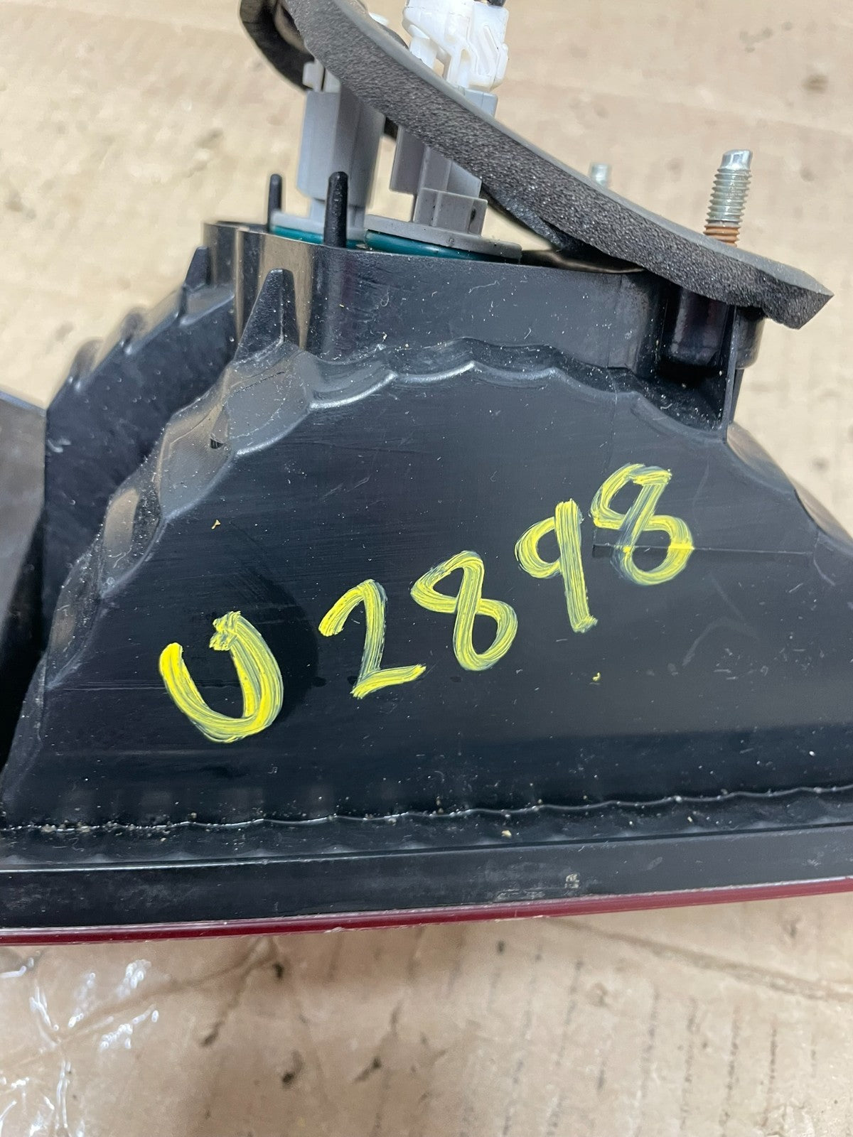 2008 to 2014 Subaru Tribeca Right Passenger RH Tail Light Inner Oem U2898 DW7