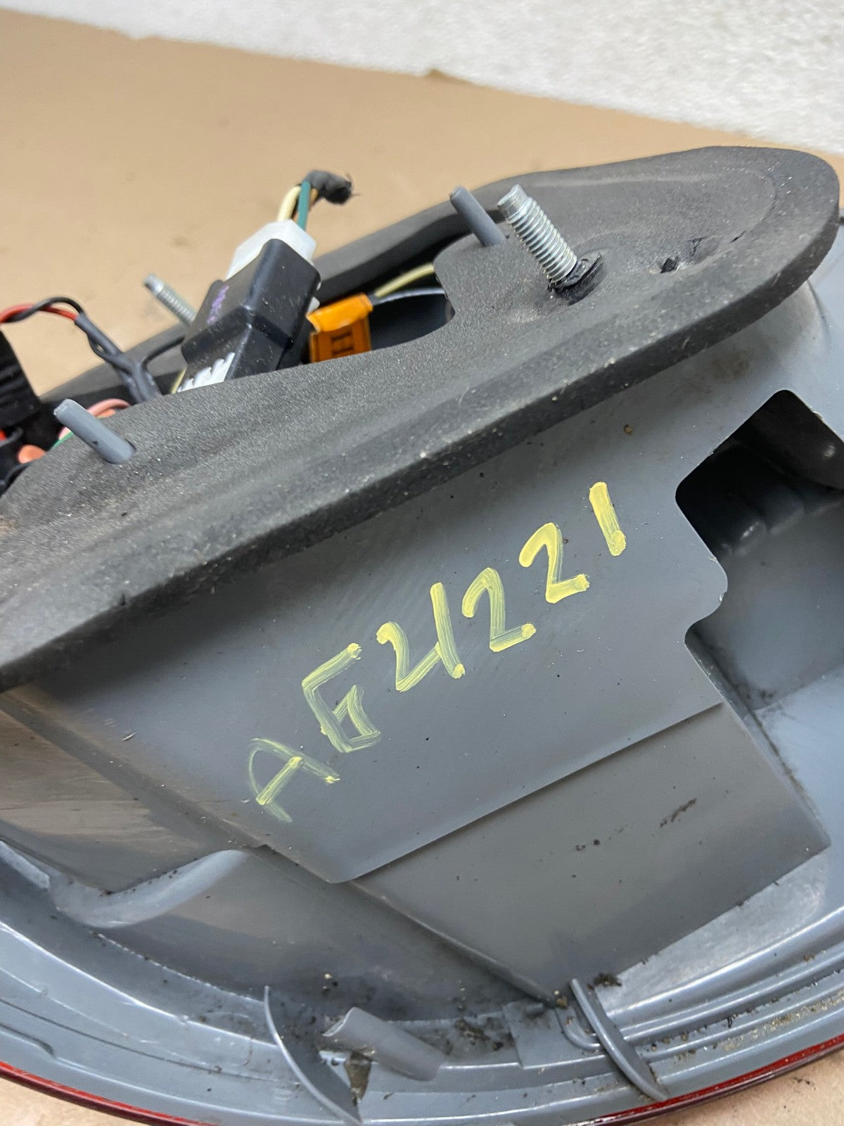 2007 to 2010 Hyundai Elantra Sedan Right Passenger Side Tail Light AG4221 LK5