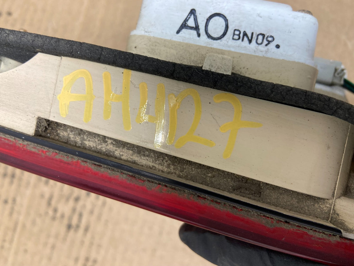 1992 to 1993 Honda Accord Driver Left Side Tail Light Inner AH4127 DW5