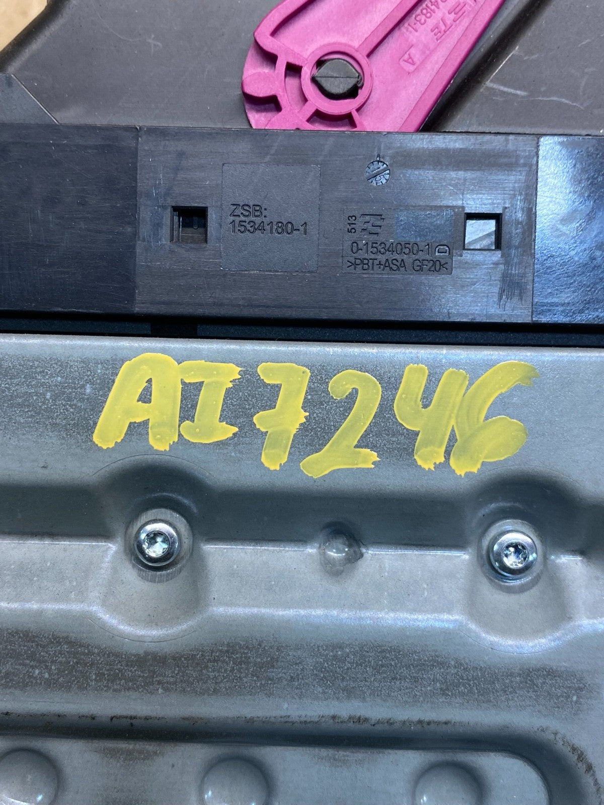 2012-2019 Mercedes CLA250 Radio Harman Becker Amplifier ai7246 DG3