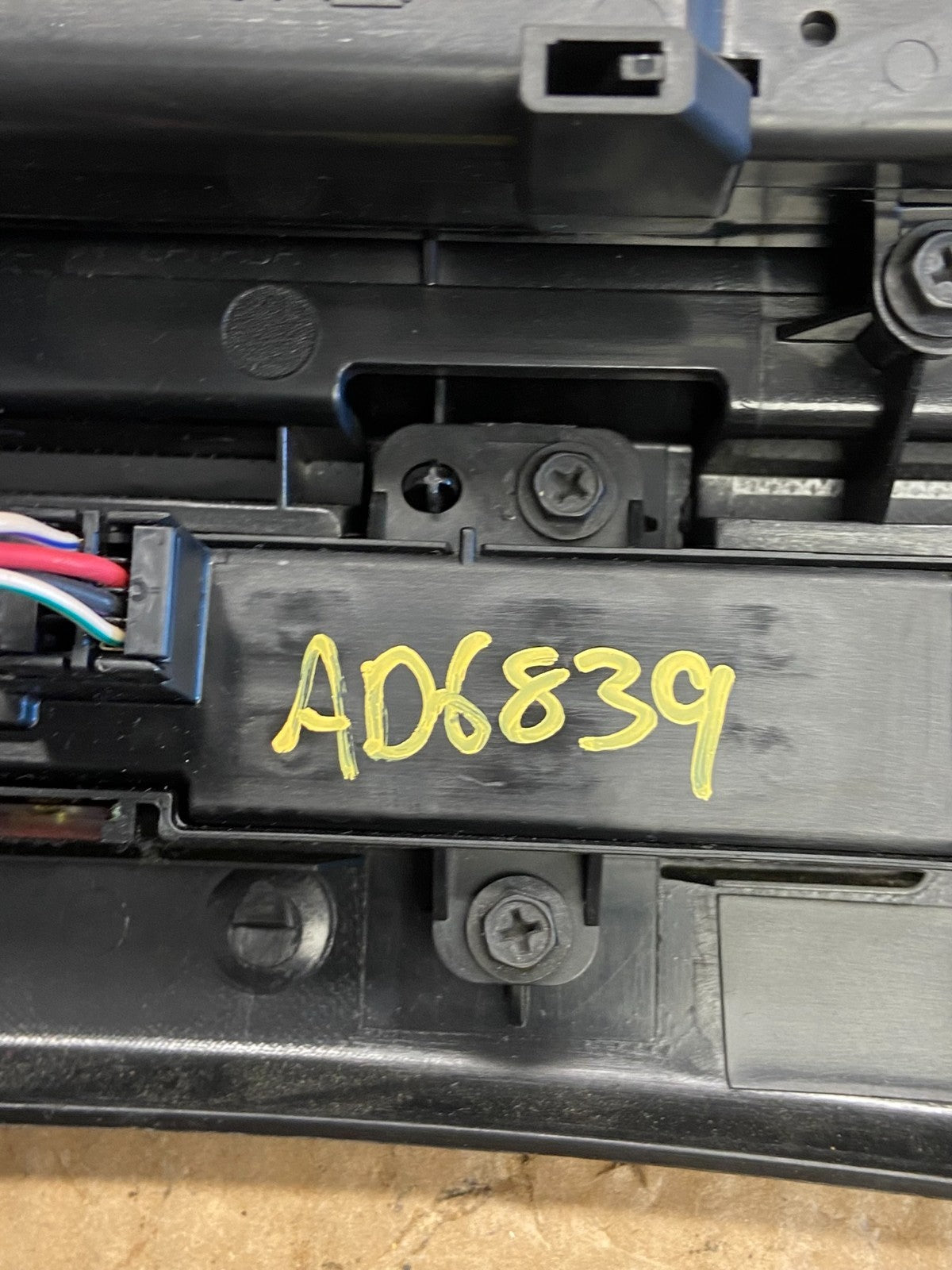 2008 to 2012 Jeep Liberty Dash Climate Temperature Control Radio Bezel AD6839 DG6