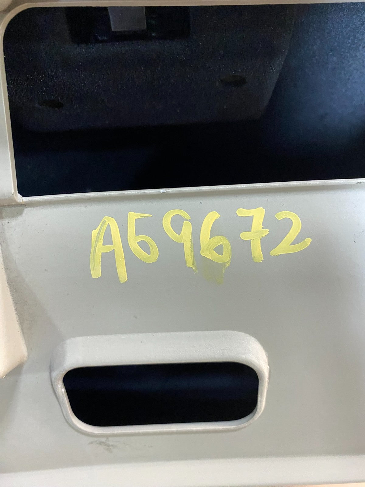 2002 to 2003 Lexus ES300 Passenger Side Glove Box ag9672 DG5