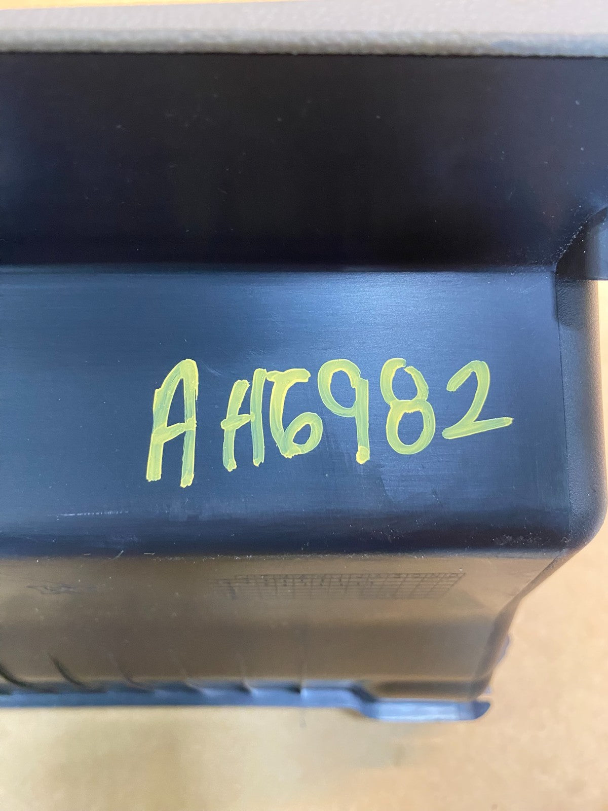 2011 - 2016 Honda Odyssey Front Right Passenger Storage Glove Box AH6982 DG8