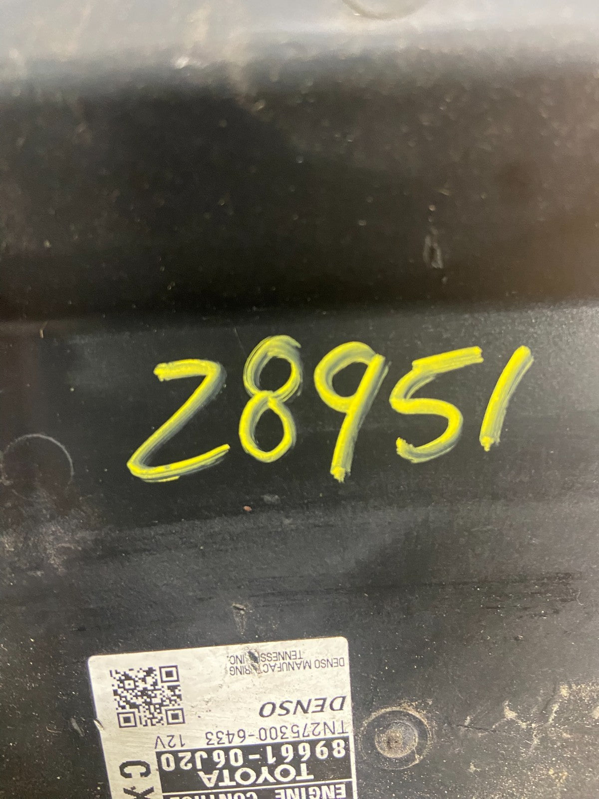 2010 2011 Toyota Camry Electronic Engine Control Module ECU ECM Z8951 DG4