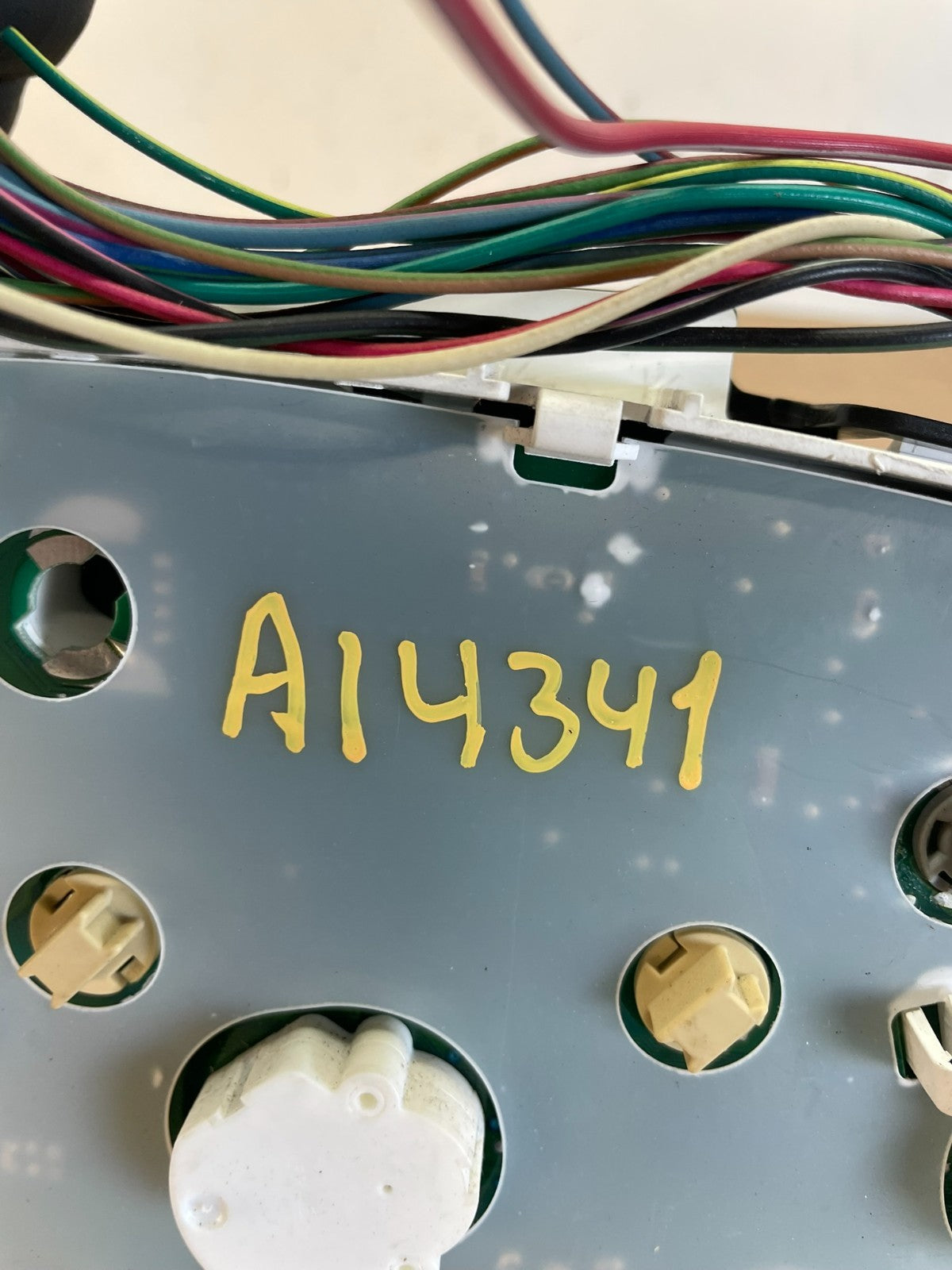 2004 to 2008 Ford E150 E250 Gauge Speedometer Cluster AI4341 DG9