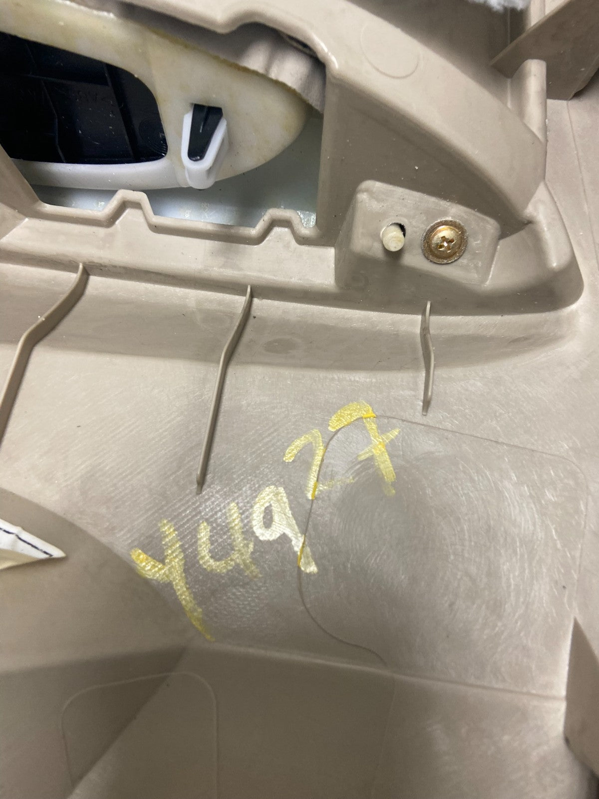 2005-2012 Toyota Avalon Rear Right Passenger RH Door Trim Panel Trim y4927 DG9